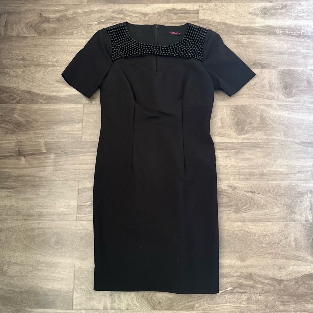 CALE Black Short Sleeve Dress
